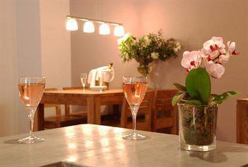 Les Jardins De - Parking Gratuit & Piscine Chauffee Hotel